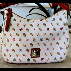 DOONEY & BOURKE Small KILEY BEE CUPCAKE HEART Bag
